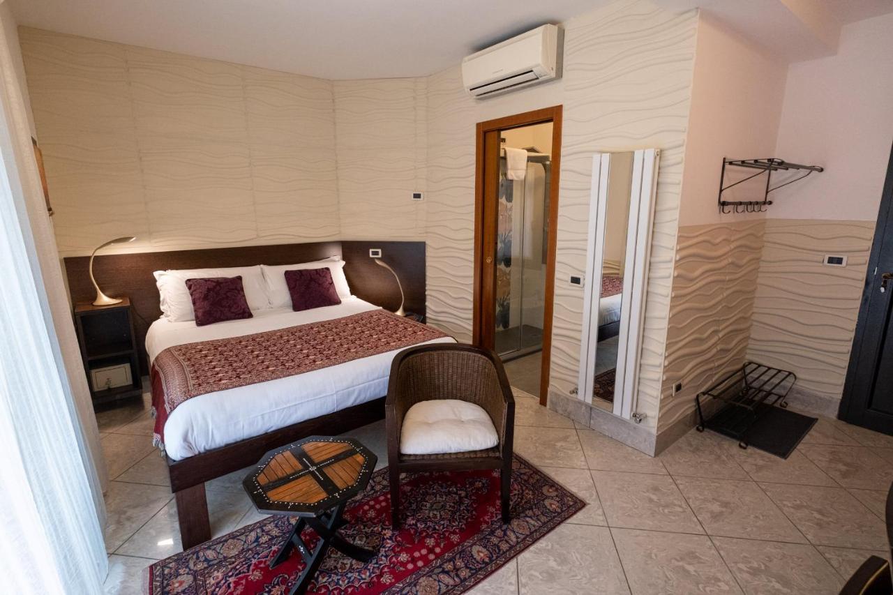 Casa Di Carlo Goldoni - Dimora Storica Bed and Breakfast Chioggia Exteriör bild
