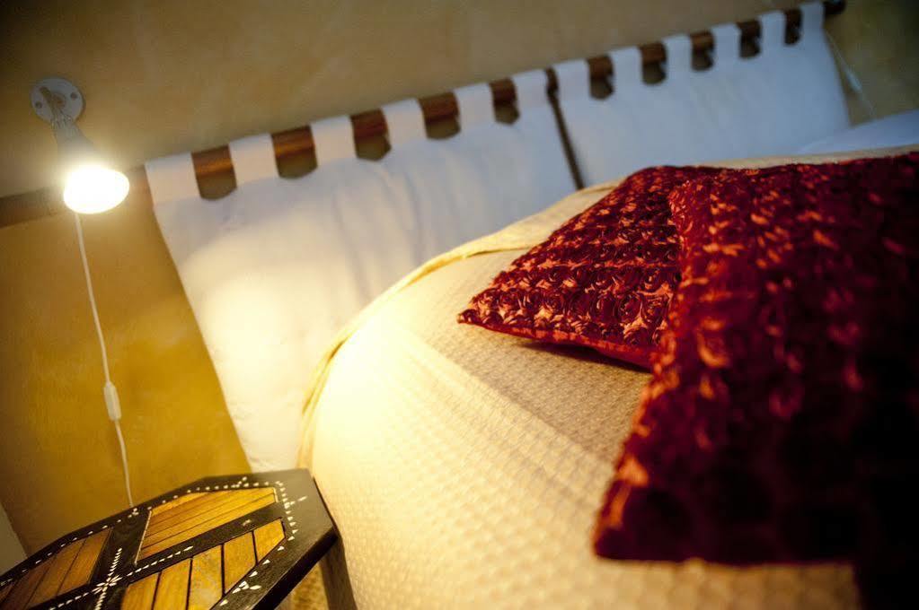 Casa Di Carlo Goldoni - Dimora Storica Bed and Breakfast Chioggia Exteriör bild